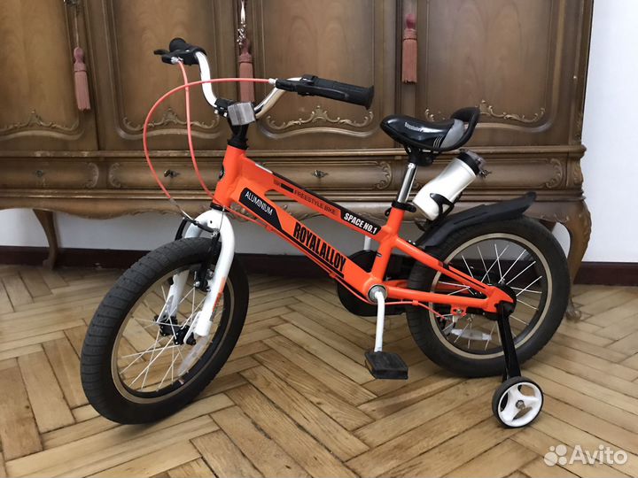 Детский велосипед royal baby 16 диаметр