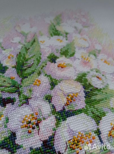 Картина вышитая крестом Риолис