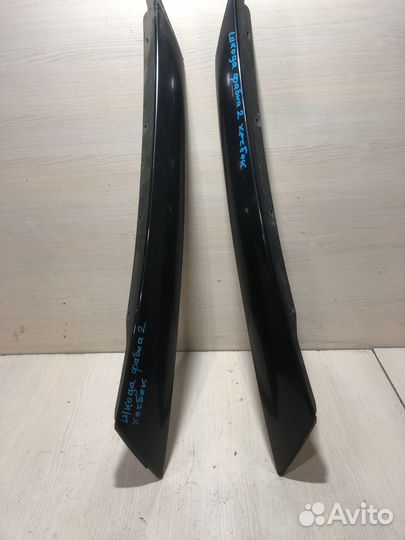 Накладка лобового стекла левая для Skoda Fabia 2