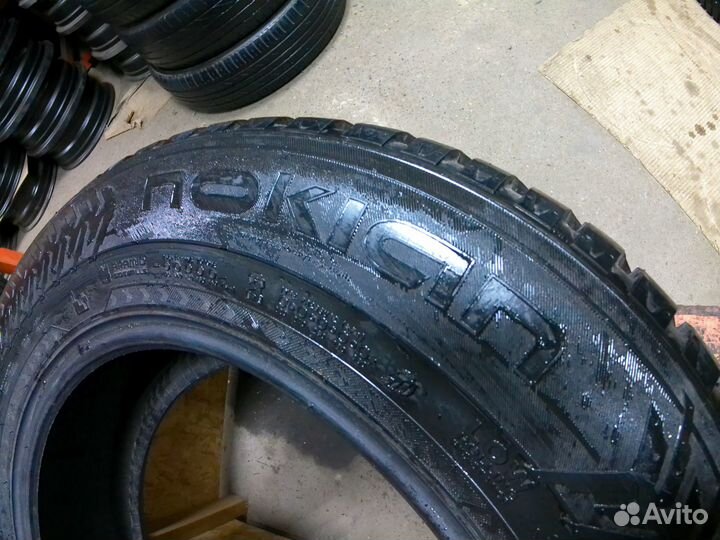 Nokian Tyres Hakkapeliitta 8 SUV 235/65 R17