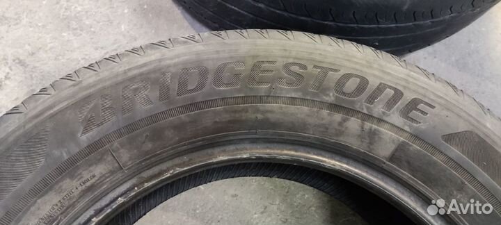 Bridgestone Ecopia EP850 215/65 R16 98H