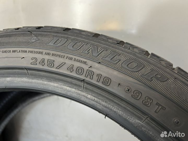 Dunlop Winter Maxx WM02 245/40 R19