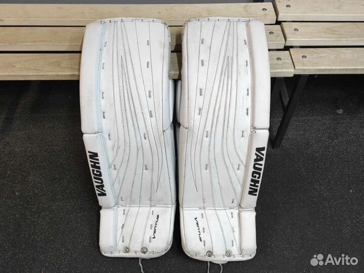 Вратарские щитки Vaughn SLR INT