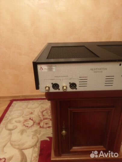 CD проигрыватель Aesthetix Romulus Signature