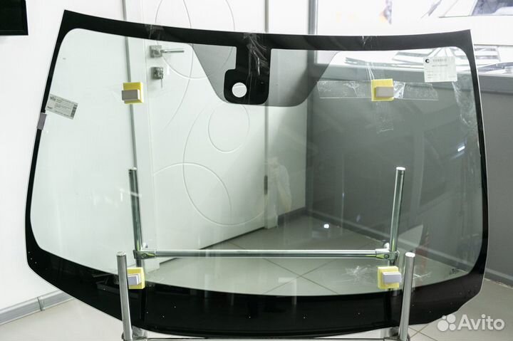 Лобовое стекло на автомобиль nissan X-trail II