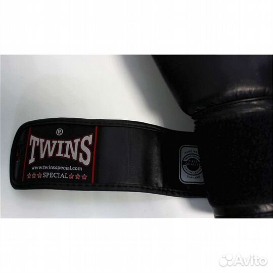 Боксерские перчатки Twins bgvl-3