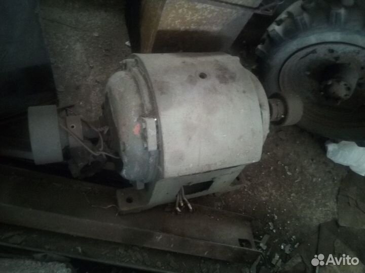 Продам электродвигатель