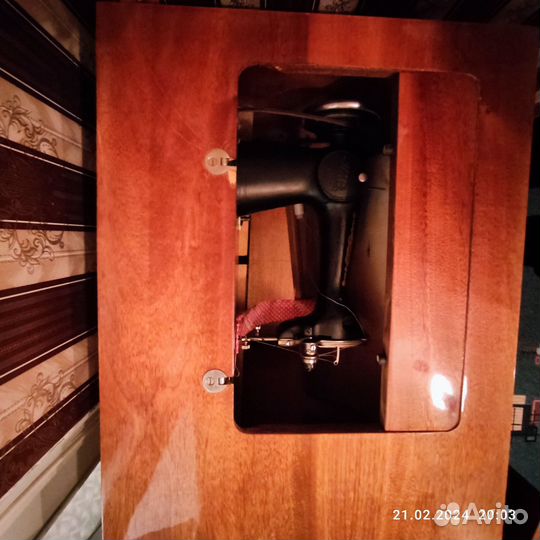 Швейная машина ножная