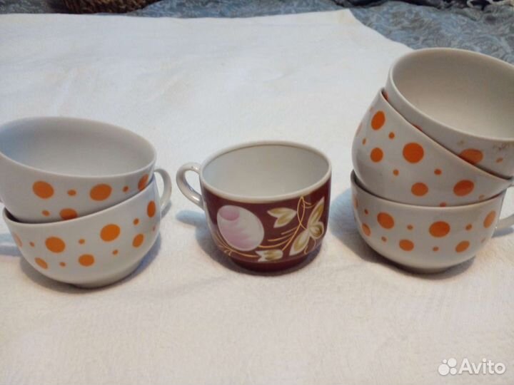 Чайники заварочные, рюмки с ручками