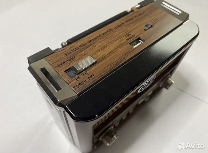 Радиоприемник в стиле ретро