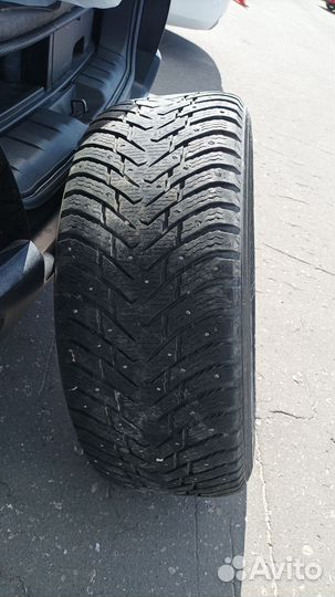 Nokian Tyres Hakkapeliitta 8 SUV 285/60 R18 116T