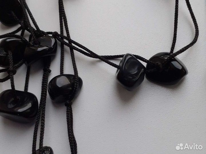 Ожерелье из агатов