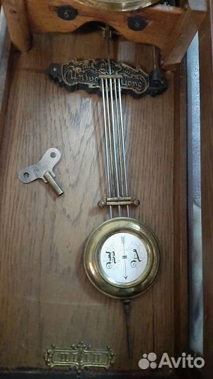 Настенные антикварные часы с боем Gustav Becker