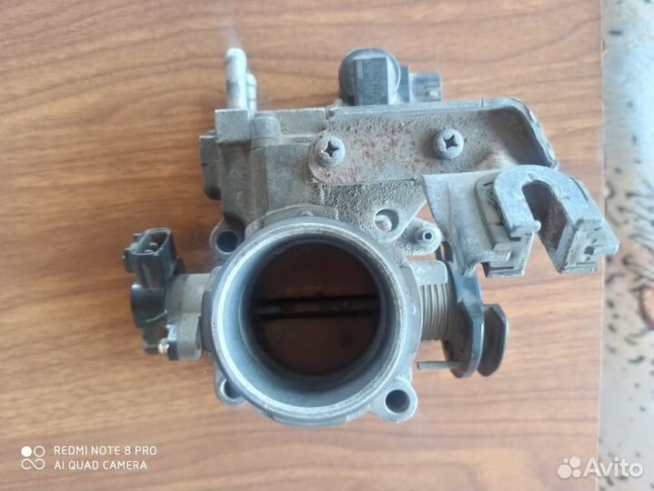 Продам дроссельную заслонку мотора 1Gfe