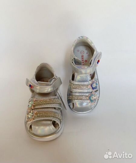 Сандалии для девочки