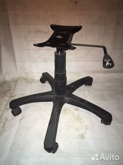 Офисное кресло бу