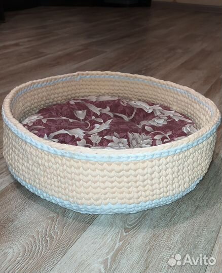 Лежанка для животных из трикотажной пряжи