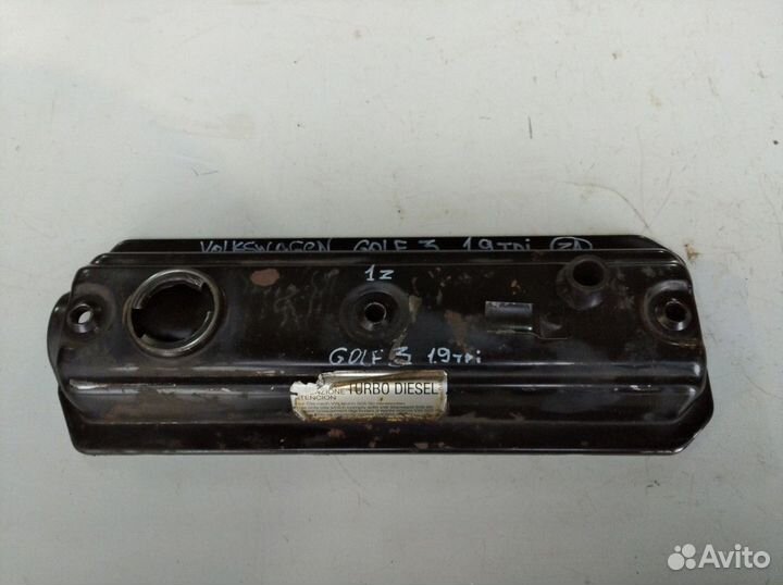 Клапанная крышка Фольксваген Гольф 3