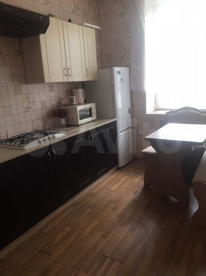 2-к. квартира, 56 м², 2/2 эт.