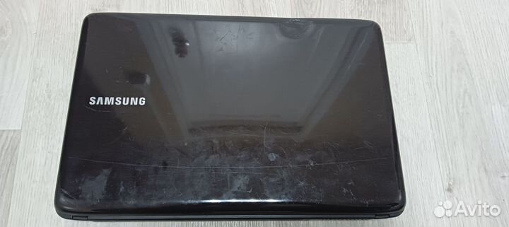 Ноутбук Samsung r540