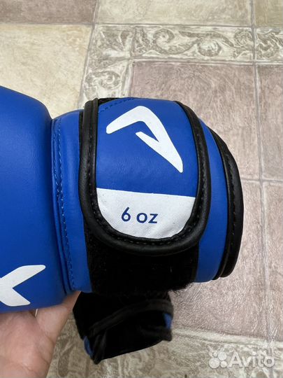 Боксерские перчатки детские 6 oz