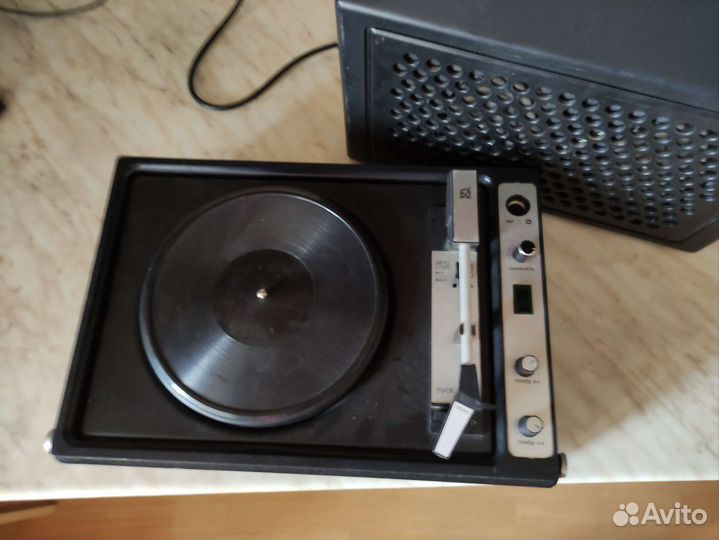 Проигрыватель винила концертный 304