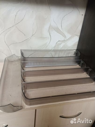 Полочки для холодильника ariston