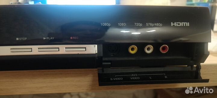 DVD плеер Toshiba, видеорекордер RD-XS27KR