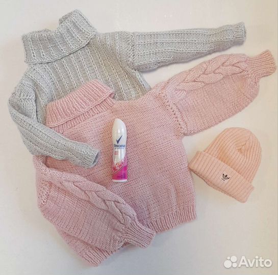 Свитер на Поппи, Барби