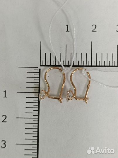 Золотые серьги с фианитом