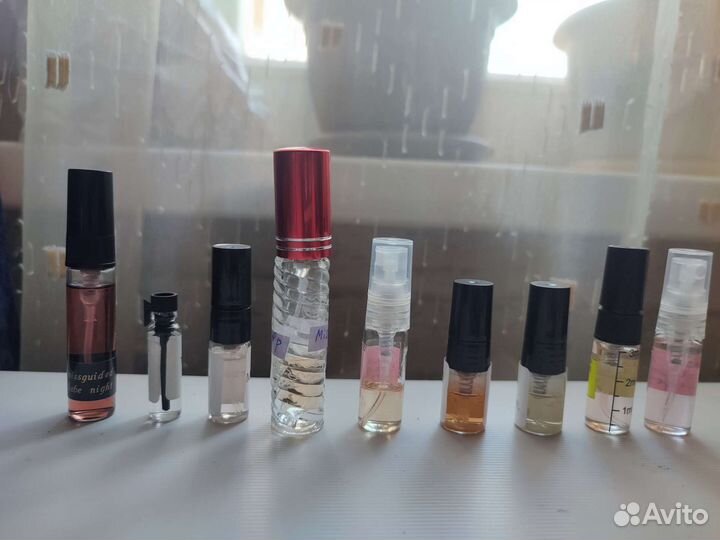 Духи делюсь, обмен и продажа флаконов