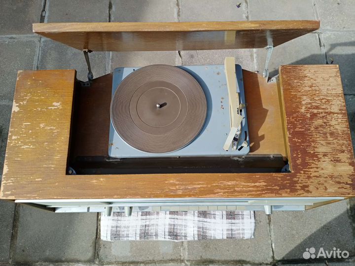 Радиола Кантата-м