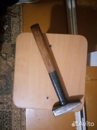 Молоток 1000грамм