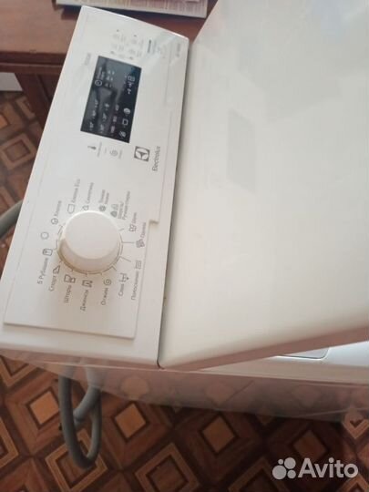 Стиральная машина с вертикальной загрузкой