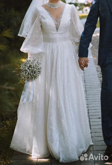 Свадебное платье