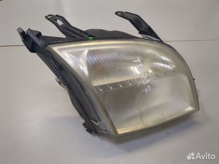 Фара (передняя) Ford Fusion, 2004