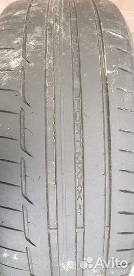 Dunlop Sport Maxx RT 235/55 R19