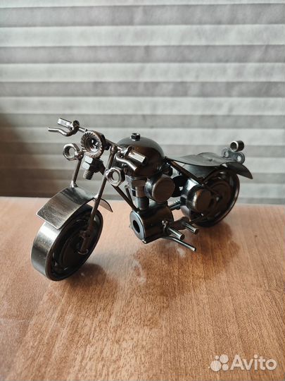Модель мотоцикла металлический