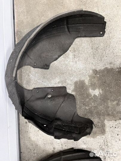 Подкрылки задние mazda 3 bk оригинал
