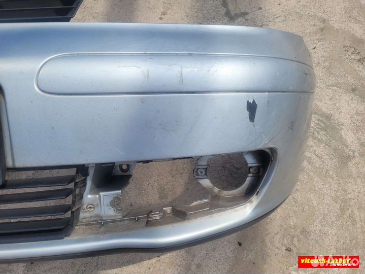 Бампер передний 6L0807221 Seat Ibiza 3 0