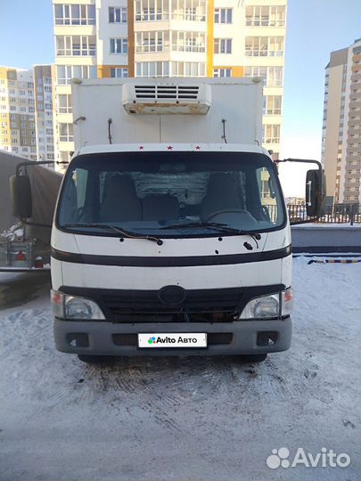 Hino 300 (Dutro), 2010