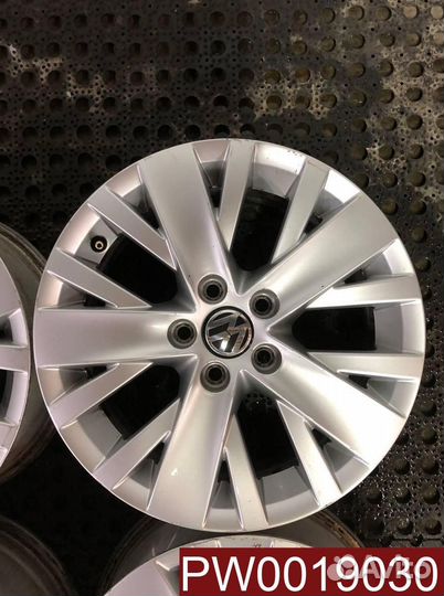 Диски R15 Volkswagen Б/у оригинал