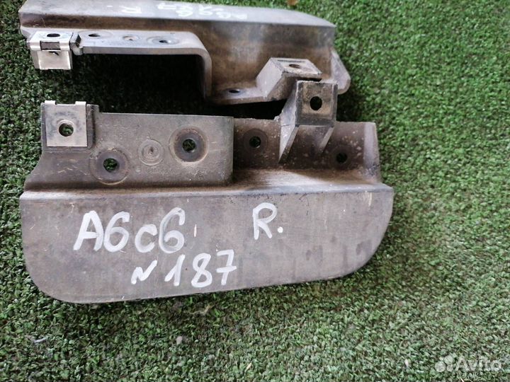 Брызговики задние пара Audi A6 C6 ccea 2010