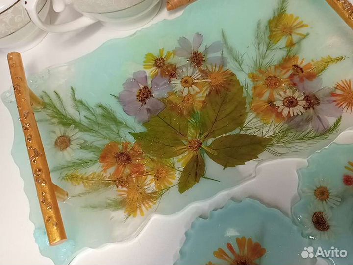 Поднос с подстаканниками из эпоксидной смолы