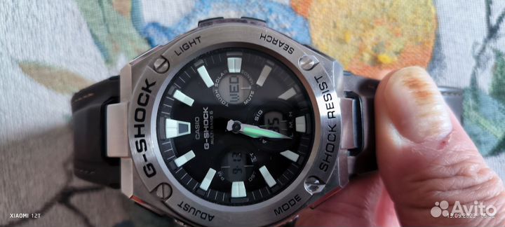 Часы casio g shock GST W130L