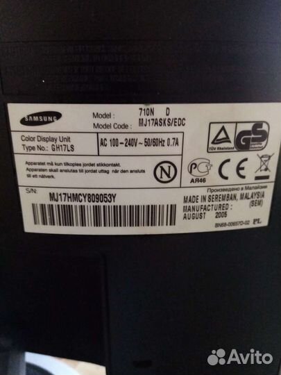 Монитор Samsung