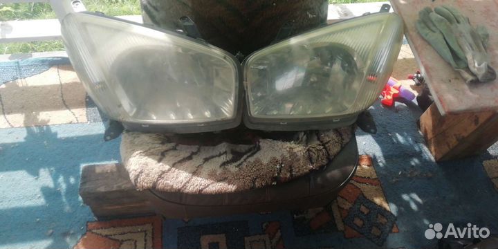 Фары toyota rav 4