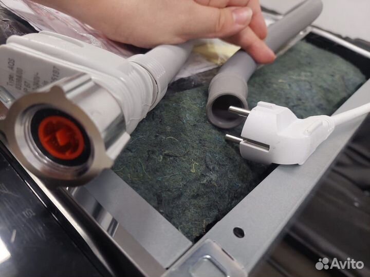 Встраиваемая посудомоечная машина Hansa ZIM426EBO