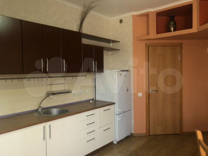 2-к. квартира, 51 м², 2/6 эт.