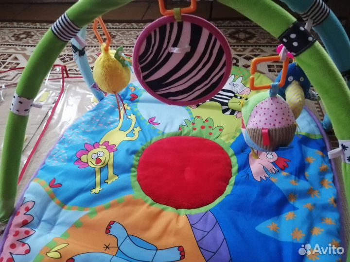 Развивающий коврик детский